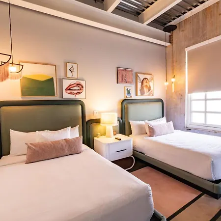 Canvas Hotel Dallas-2