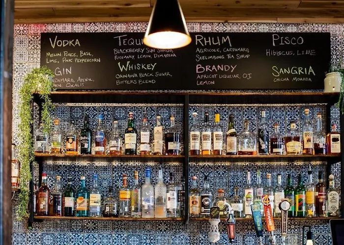 Pet Friendly hotel: Deep Ellum Hostel - Adults Only