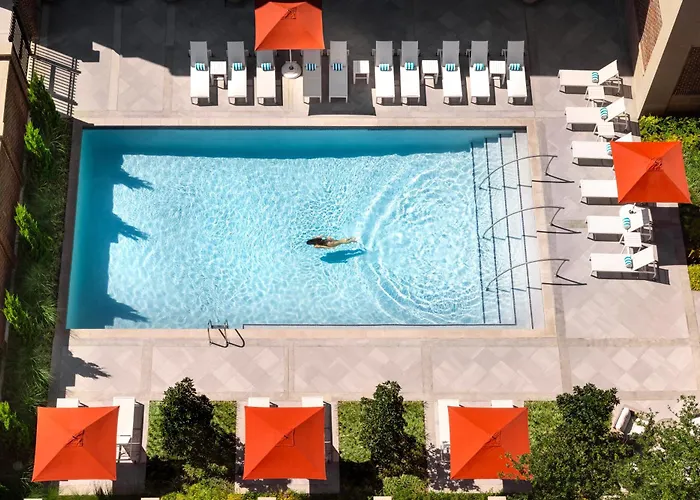 Hotels with a view Warwick Melrose