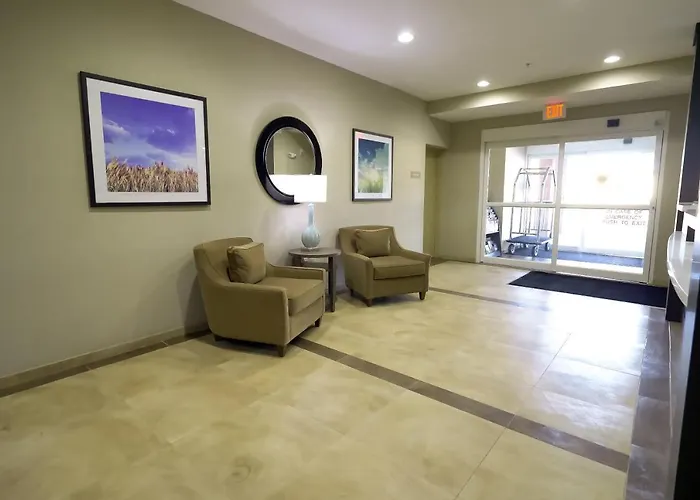 Hotel near College: Candlewood Suites Dallas - Plano Medical Center